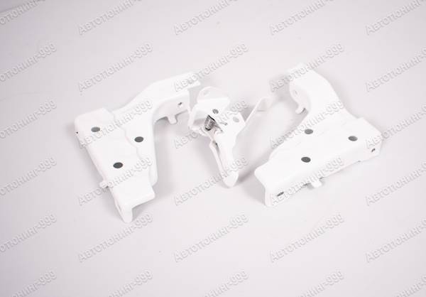 ���������� Toyota Land Cruiser 200 (����� Navigator)